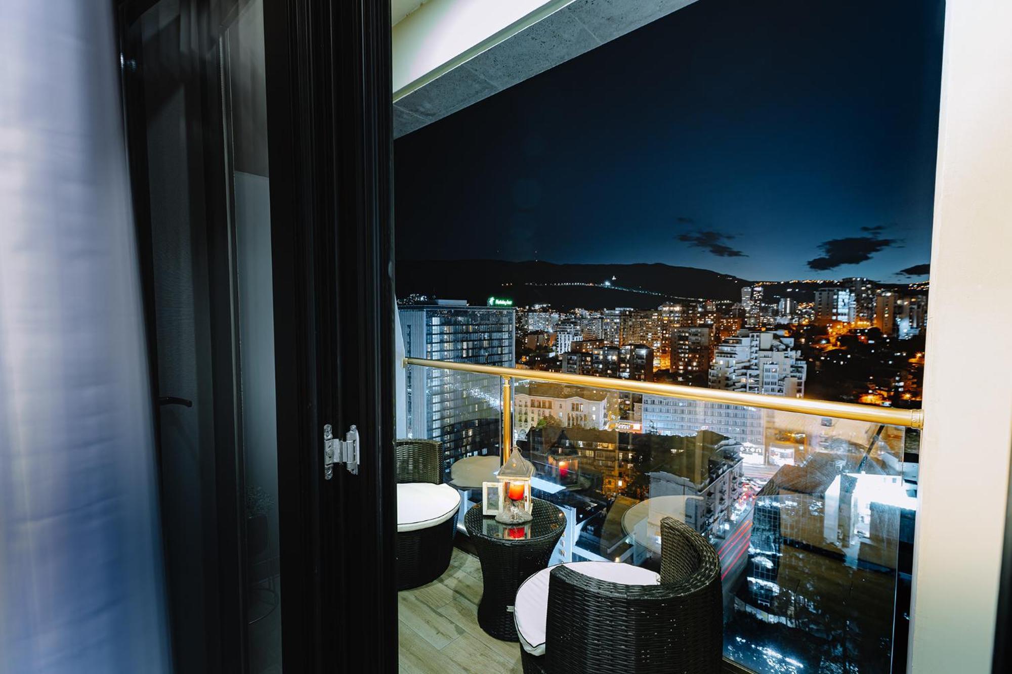 Hotel Sky Station Tbilisi Exterior photo